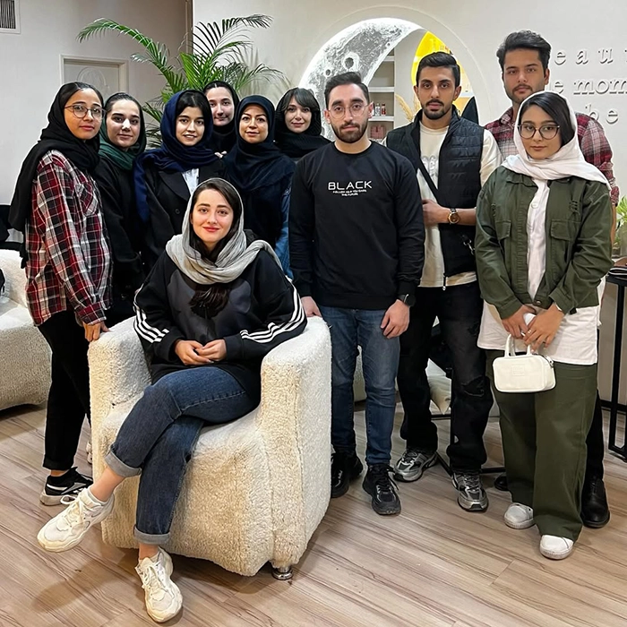 دکتر نارسیس داروساز